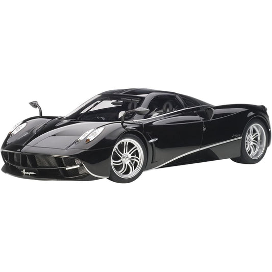 AUTOart 1/12 Pagani Huayra Black/Silver Stripe