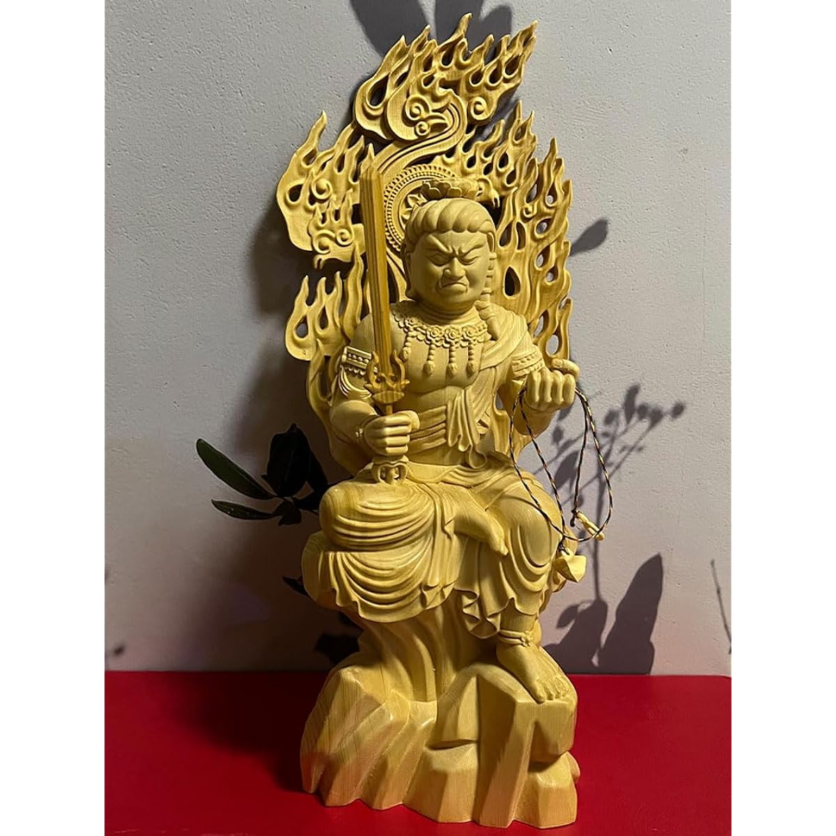 Wooden Carved Buddha Statue [Fudo Myoo Seated Statue] Shingon Sect Side Buddha (Born in the Year of the Rooster) High-quality wood carving made of cypress wood ◆Twelve Zodiac Guardians to protect against evil spirits/Guardian Buddha (Height 16cm)