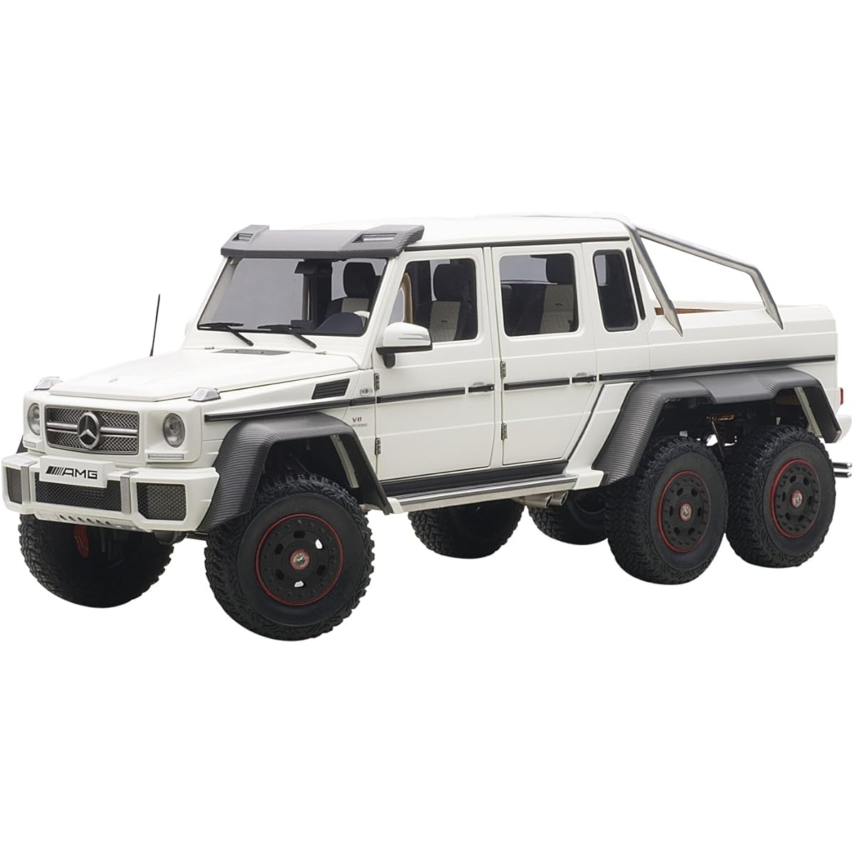 AUTOart 1/18 Mercedes Benz G63 AMG 6X6 (Matte White)