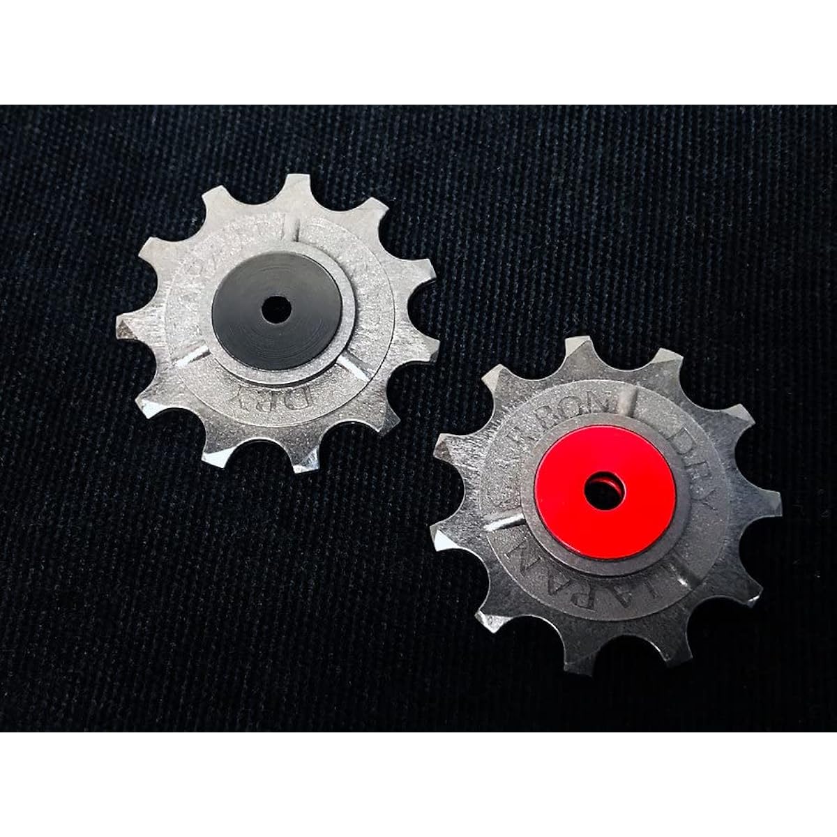 CarbonDryJapan 11t Pulley Set SRAM Compatible Hybrid Bearing
