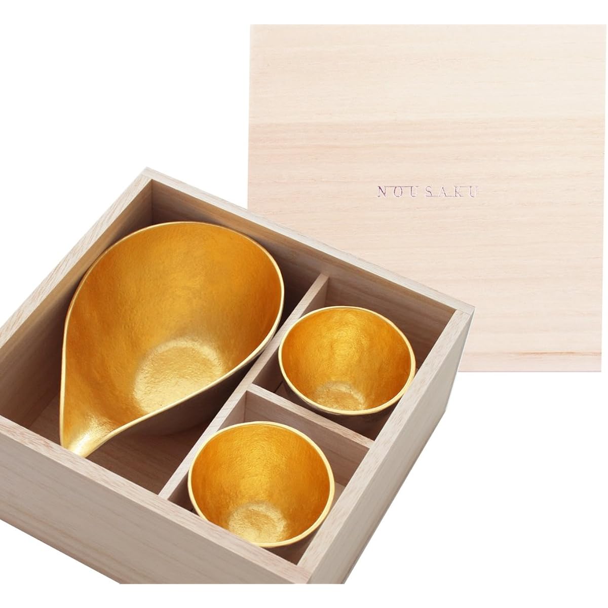Nousaku gold leaf sake set (Ichigo Katakuchi x 1, Guinomi x 2)