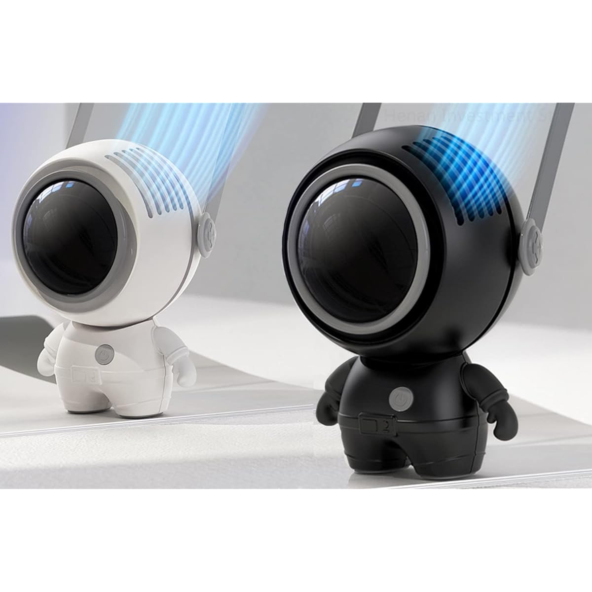 [2023 New Model] Spaceman Silver Astronaut Fan Leafless Portable Mini Fan Silent Turbo Fan USB Charging 900mAh Lithium Battery 360° Adjustable Air Outlet Tough Summer Outdoor Sports Decoration (Black and White 2 Pieces)