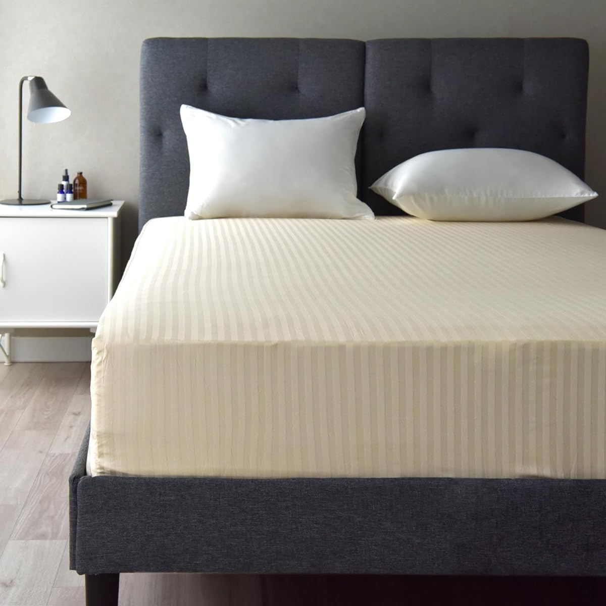 Fitted Sheet, Queen, Made in Japan, 100% Cotton, Satin Stripe, 315 Pieces of High Density Fabric, Dust Mite Resistant, Bed Sheet, Bed Cover, Luxury Hotel, Stylish, Nordic Etoile (Queen, Eccle Beige)
