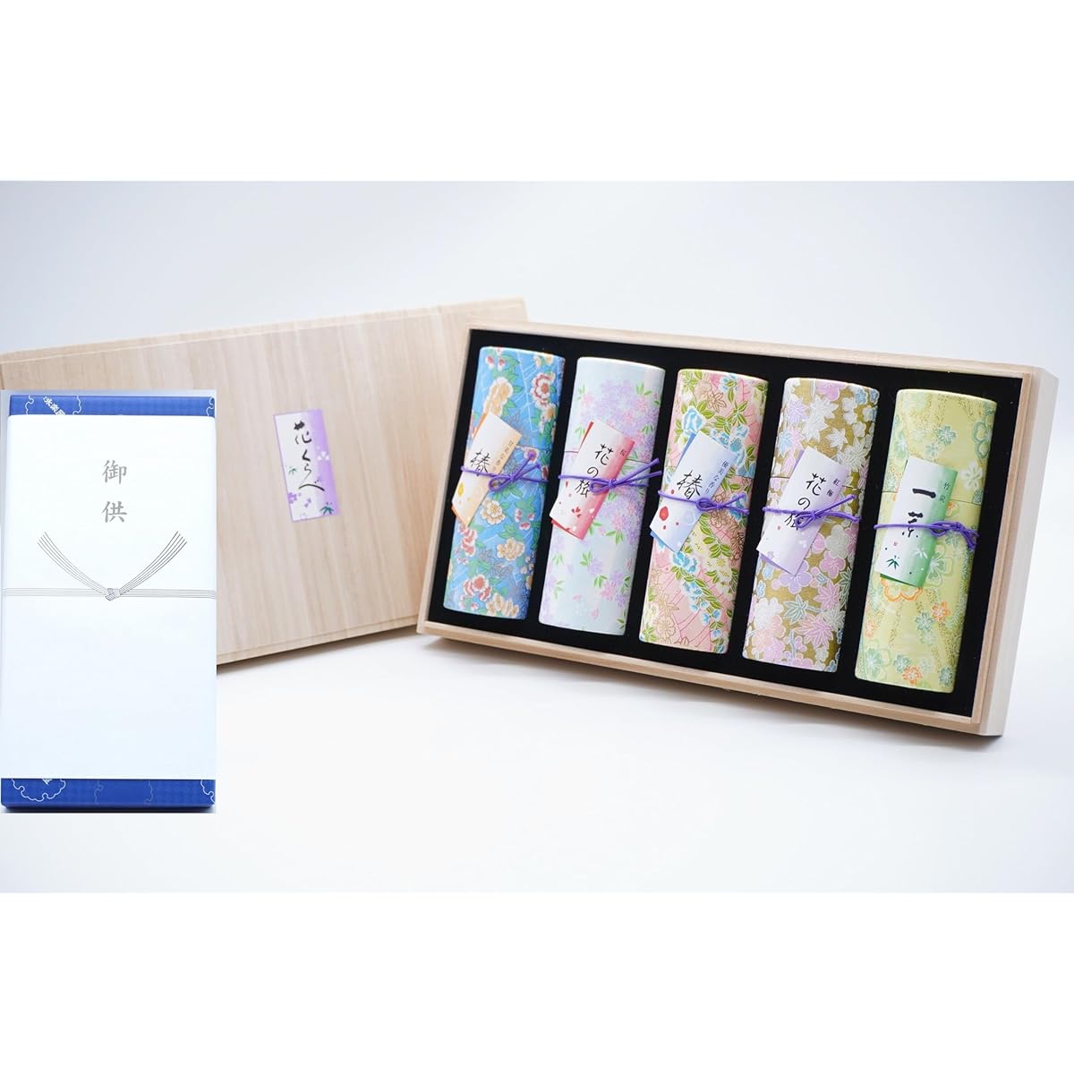 Five types of incense compared to flowers (cherry blossoms, red plums, bamboo charcoal, graceful, sweet), high quality paulownia box, incense stick set, low smoke type incense sticks, wrapping and offering noshi, incense sticks for mourning, mourning, gi