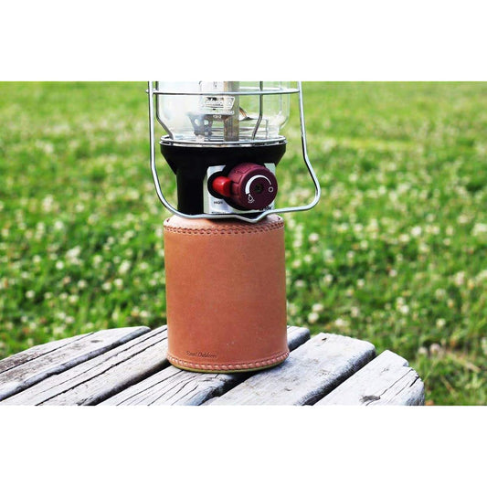 Roost Outdoors [Made with genuine leather] [Elaborate double stitching] OD can gas can cover (double stitch type) Gas can OD can cover leather Genuine leather 500 size case Brown string