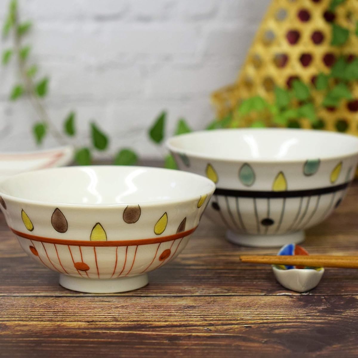 Married couple's bowl, stylish tableware, Kutani ware, pair, rice bowl, drop line, pottery, bowl, brand, Japanese tableware