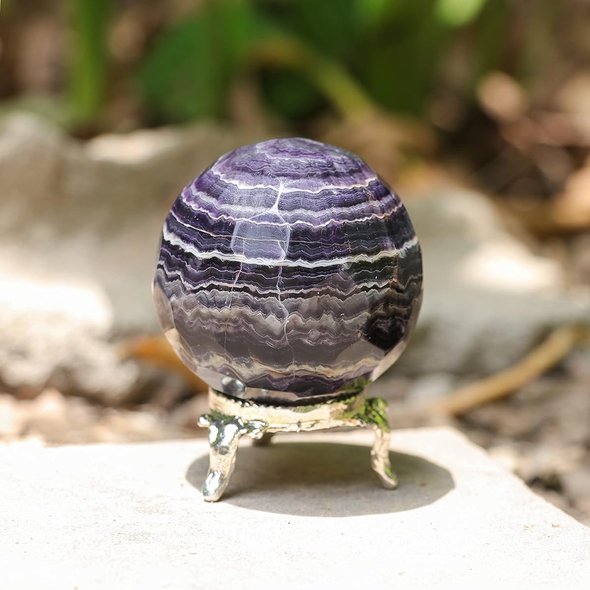 Crocon 45mm Amethyst Diamond Cut Stone Sphere Ball with Metal Stand Over 1400 Carat Gemstone Ball Healing Ornament Rock Sphere Sculpture Figurine Feng Shui Fortune Telling Crystal Home Decor Photography