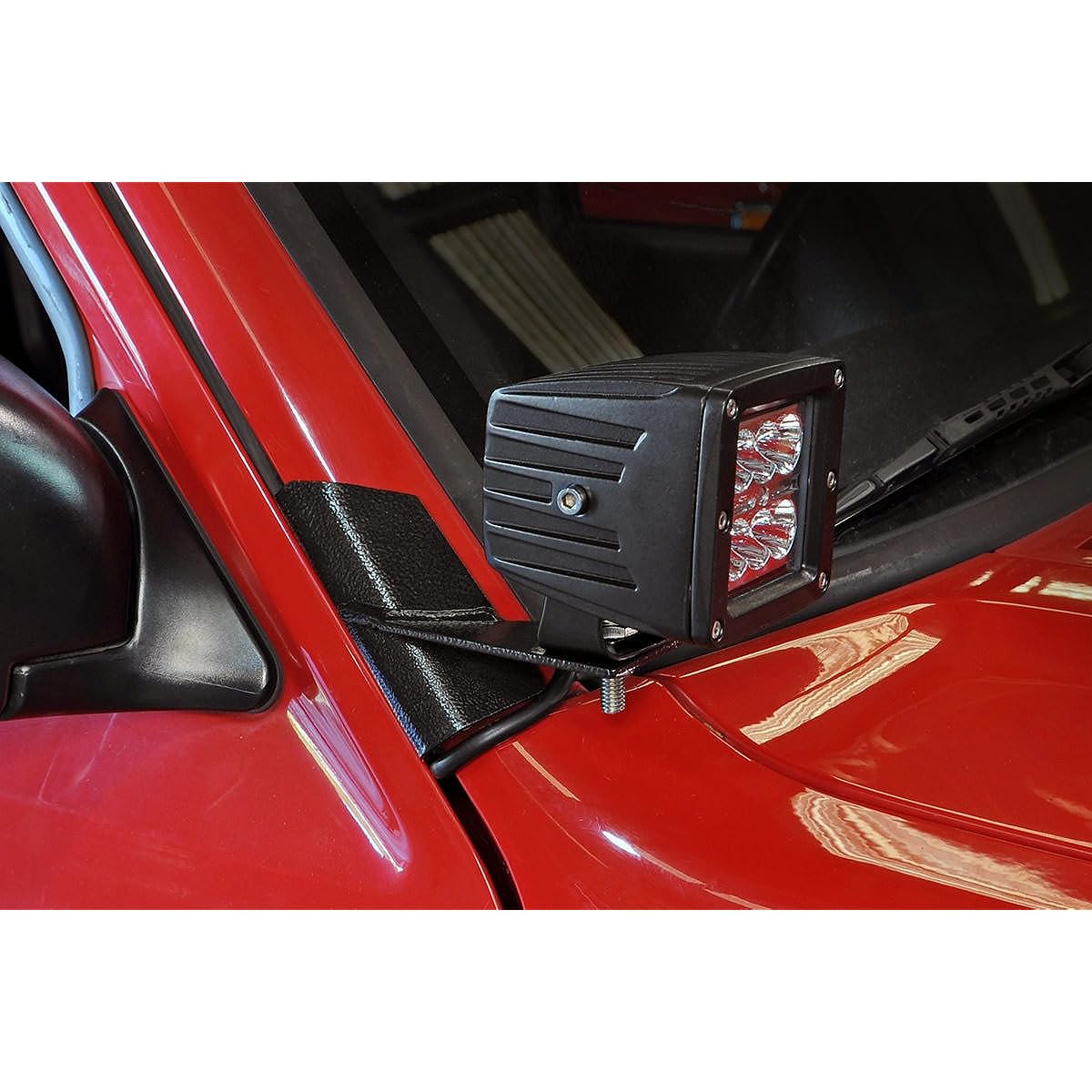 ROUGH COUNTRY Lower windshield LED bracket 84-01 Jeep Cherokee XJ -70525 Black