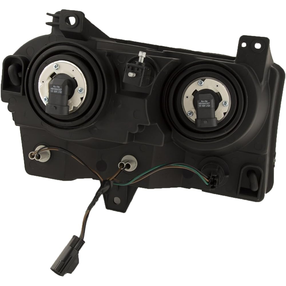 HEADLIGHTSDEPOT Chrome Housing Halogen Headlight Chrysler 300 2005-2010 With left driver side headlamp