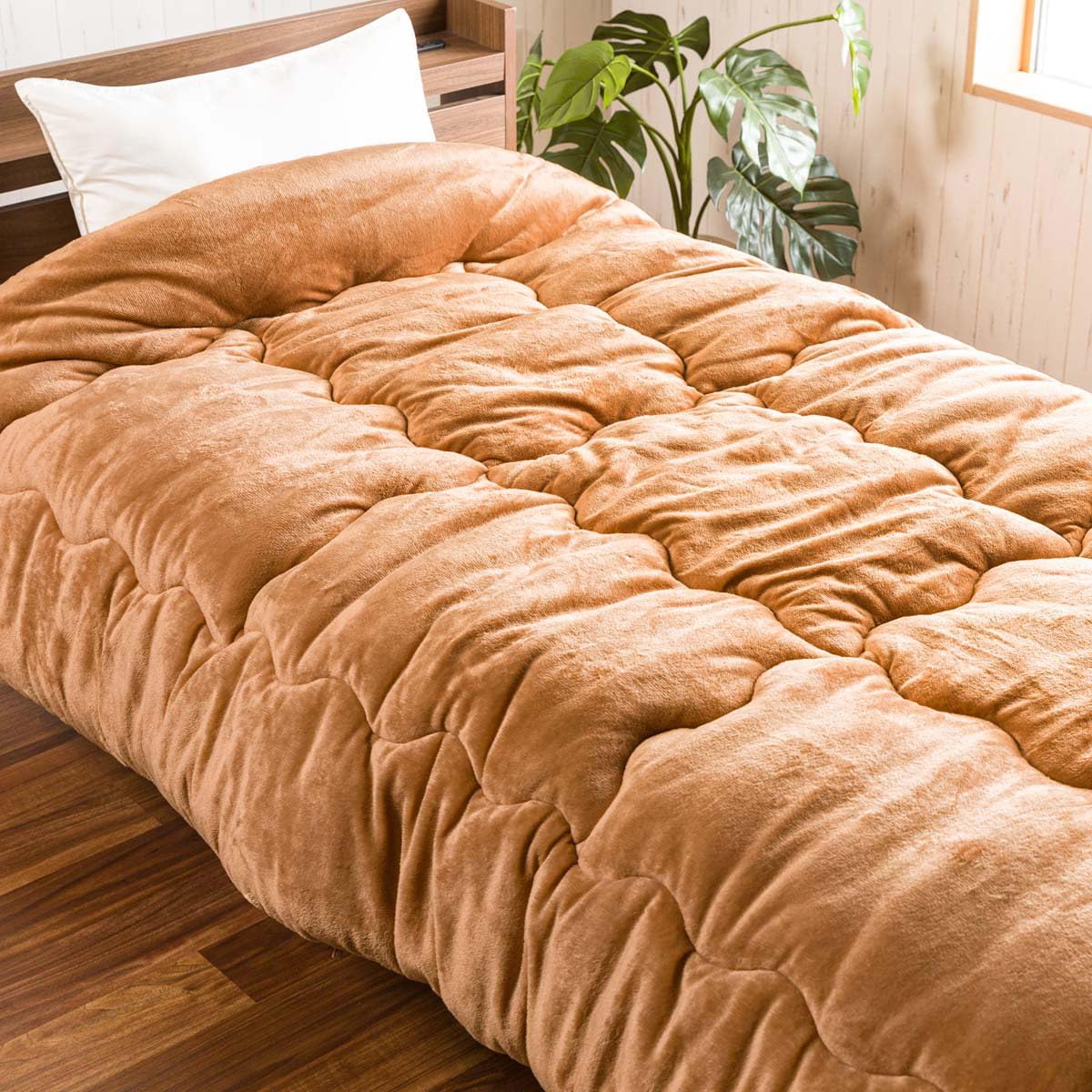 System K Comforter, Approximately twice as warm as feathers, Comforter, Antibacterial, Odor Resistant, Thinsulate Comforter, Filling Approximately 2.1kg, Beige, 3: Double