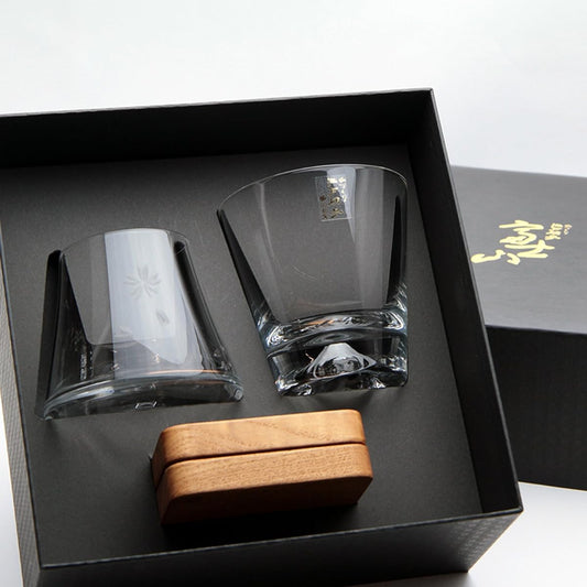 [Premium Gift Set] Tajima Glass Mt. Fuji glass set with Mt. Fuji shining on the bottom Fuji glass / Mt. Fuji Hoei glass (clear) / Pair set with wooden coaster