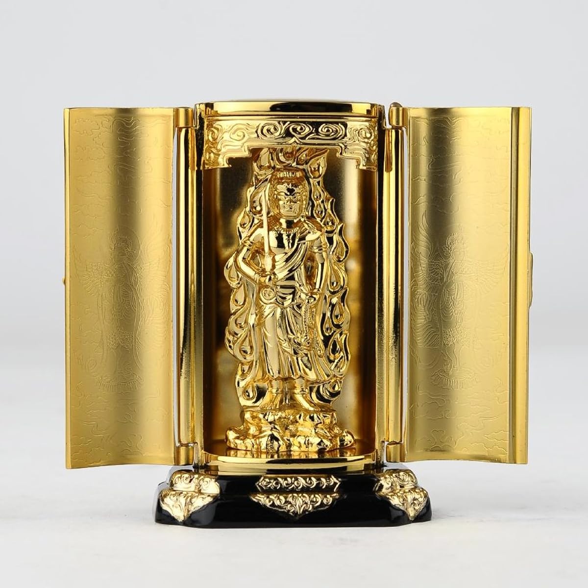 Buddha statue Fudo Myoo with Zushi (gold plated/24K gold) Buddhist sculptor: Keiaki Watanabe Prototype ___ (born in the year of the Rooster) Zodiac guardian principal image Zodiac Takaoka bronze ware (Fuudou Myouou)