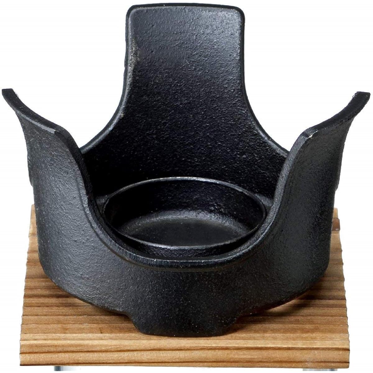 Ishigaki stove with stand Cast iron Height 8 x Width 13 x Depth 11cm Sold in case Set of 18