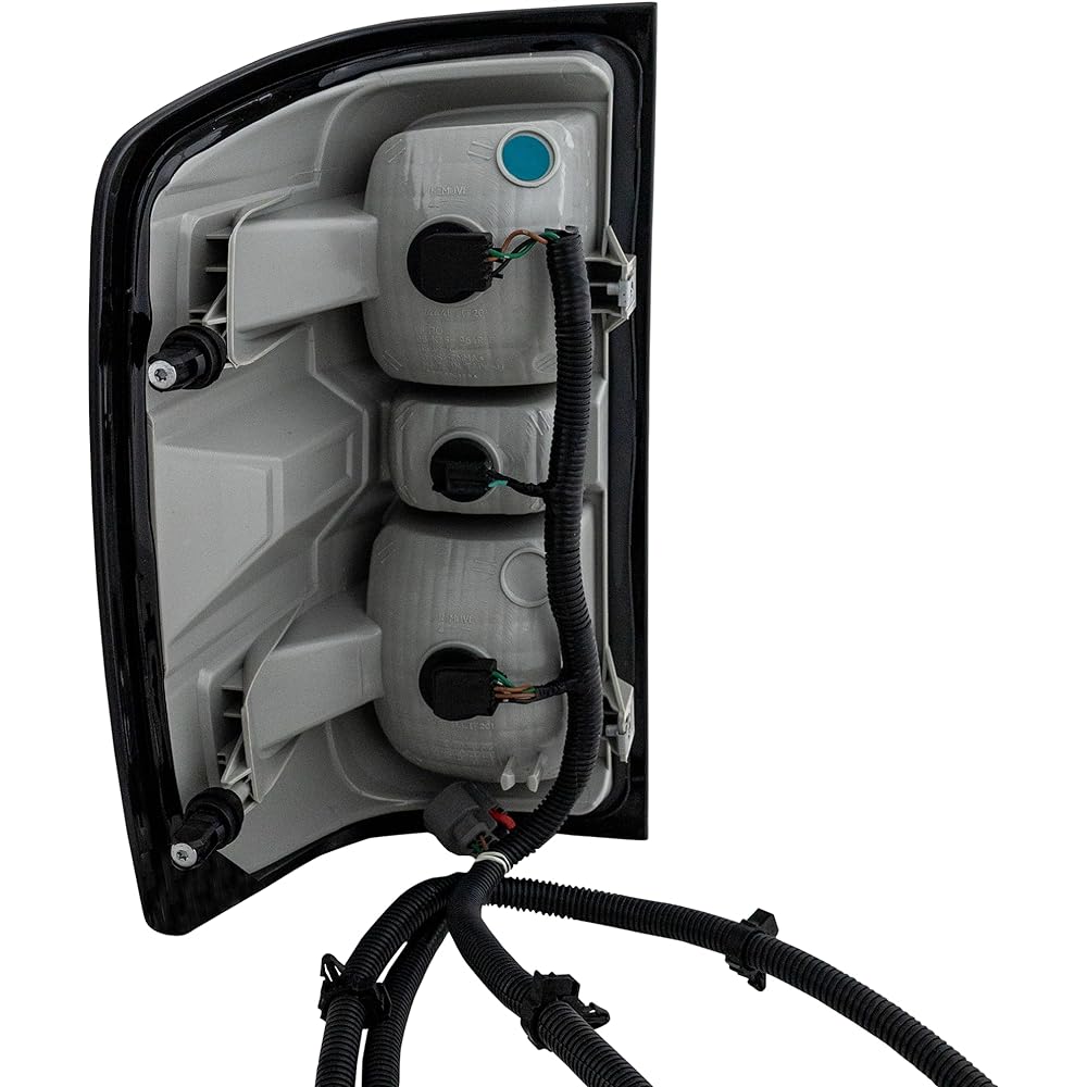 Tail Light Chevrolet Silvalard 1500 2500 HD 3500 & GMC Sierra 3500 HD Passenger seat replacement