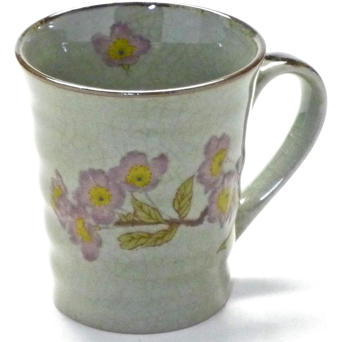 Kutani ware [mug] Somei Yoshino [middle picture]