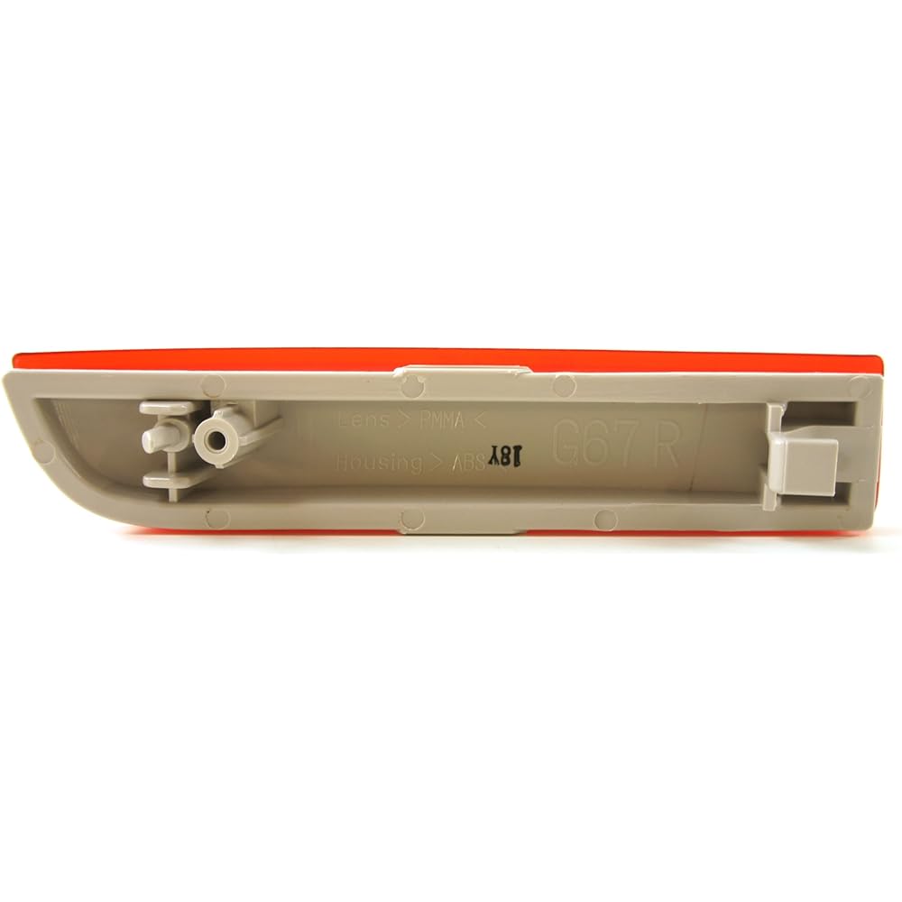 Toyota genuine parts 81910 - 13022 Passenger side back reflector