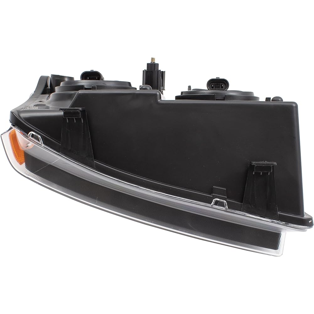 2003-2004 (03 04) Chevrolet Silvarard Headlight Assembly -1 set (driver's seat side and passenger side) --Dot certified Chevrolet headlights