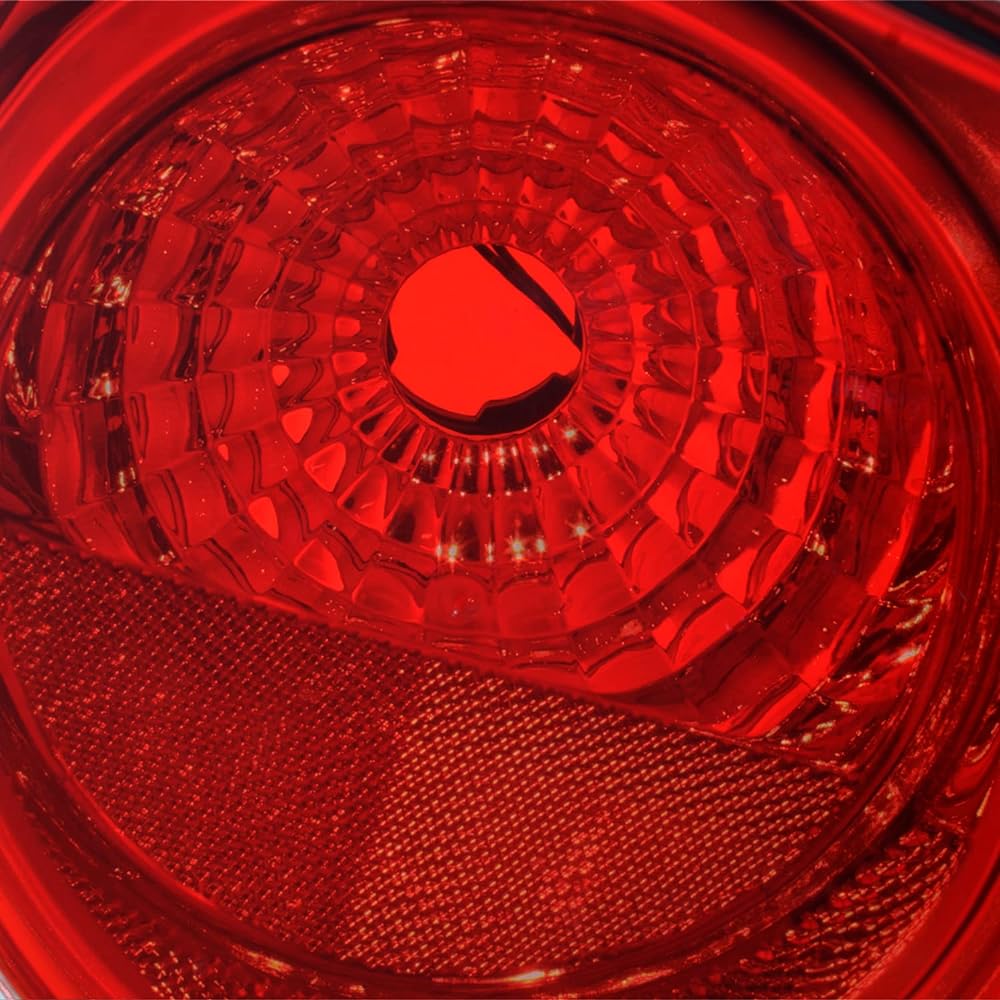 2011 2012 2012 2013 2014 2015 Chevrolet Cruise 2016 Cruise Limited Rome Red Outer Tail Lamp Brake Light Driver left side