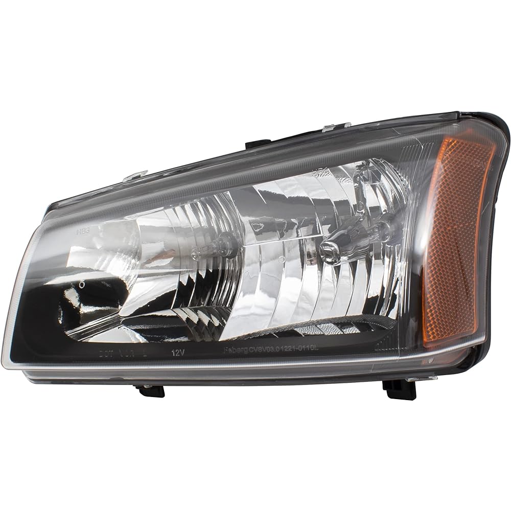 2003-2004 (03 04) Chevrolet Silvarard Headlight Assembly -1 set (driver's seat side and passenger side) --Dot certified Chevrolet headlights