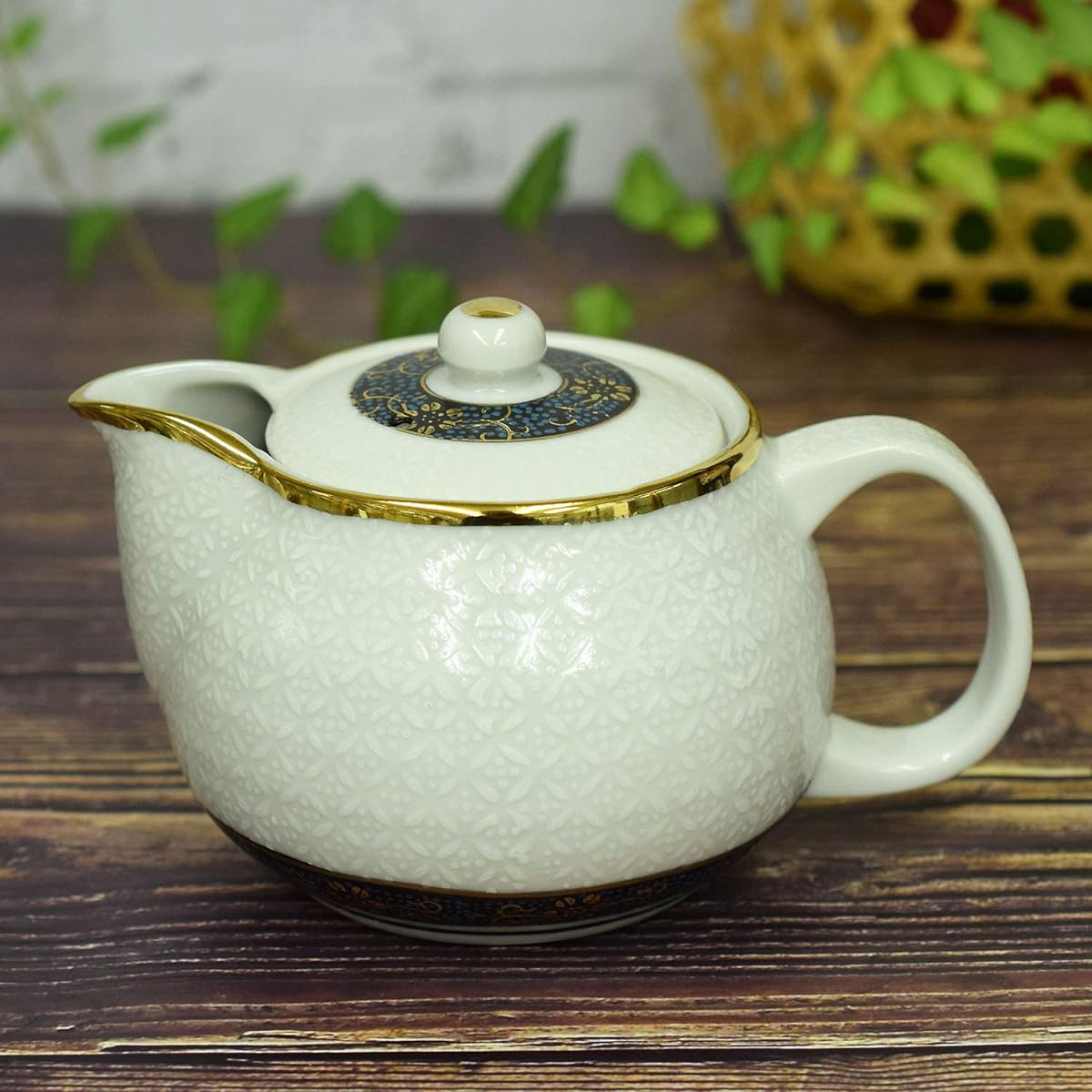 Teapot Stylish Kutani ware Teapot Pot White Cloisonné Pottery Japanese tableware Made in Japan Comes with tea strainer net