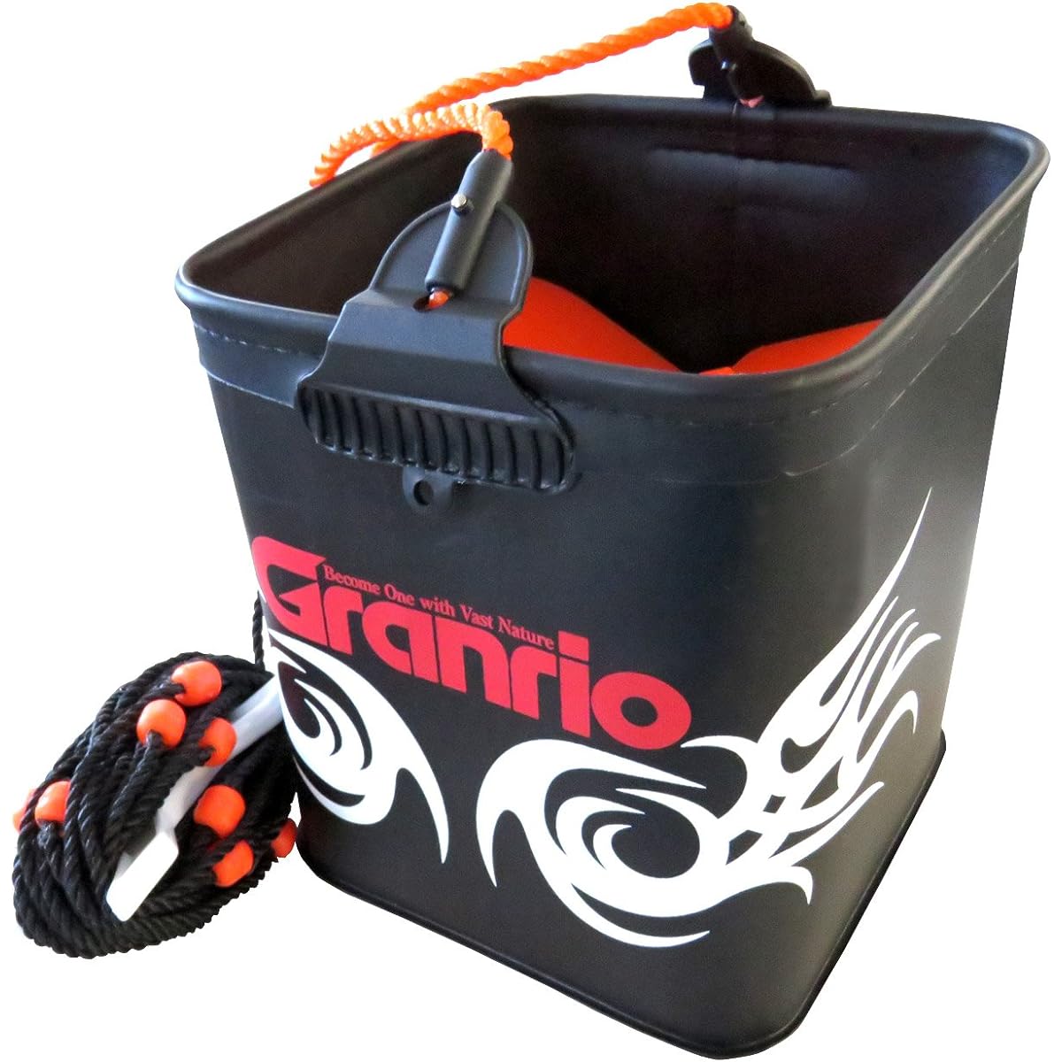 Taka Sangyo Water Bucket with Float Cover 402-Square