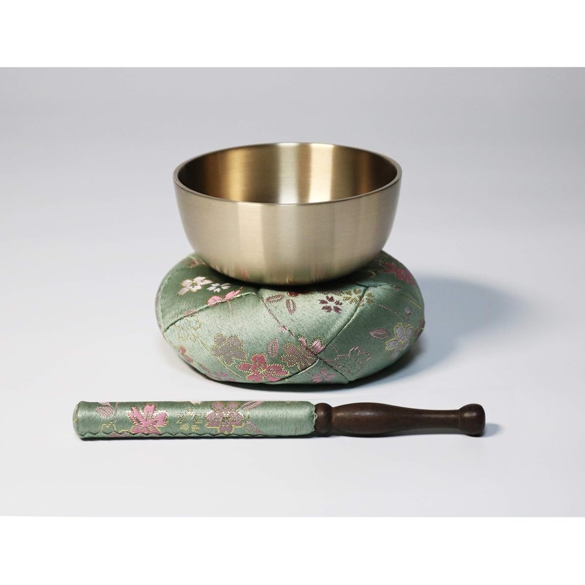 Kyoto Buddhist Altar Isemura Orin Set, Sakura Pattern, Made in Japan, Set of Orin, Futon, and Lin Stick (3 cm, Green)
