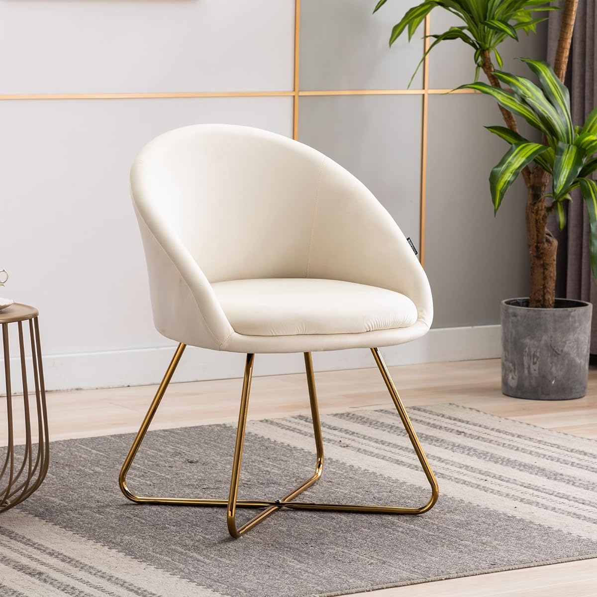 Altrobene Dining Chair with Gold Legs Chair Velvet Armchair Makeup Chair Desk Chair Beige