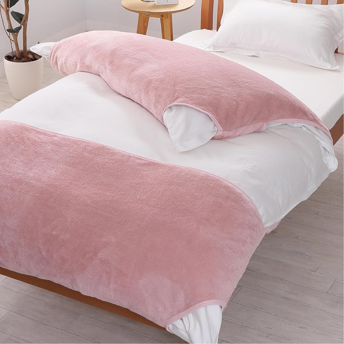 Nishikawa Blanket that can be used as a cover, single, washable, easy to set and won't slip off, feels warm the moment you touch it, uses unique binchotan charcoal special spun yarn, touch warmth, heat retention, moisture absorption and heat generation,