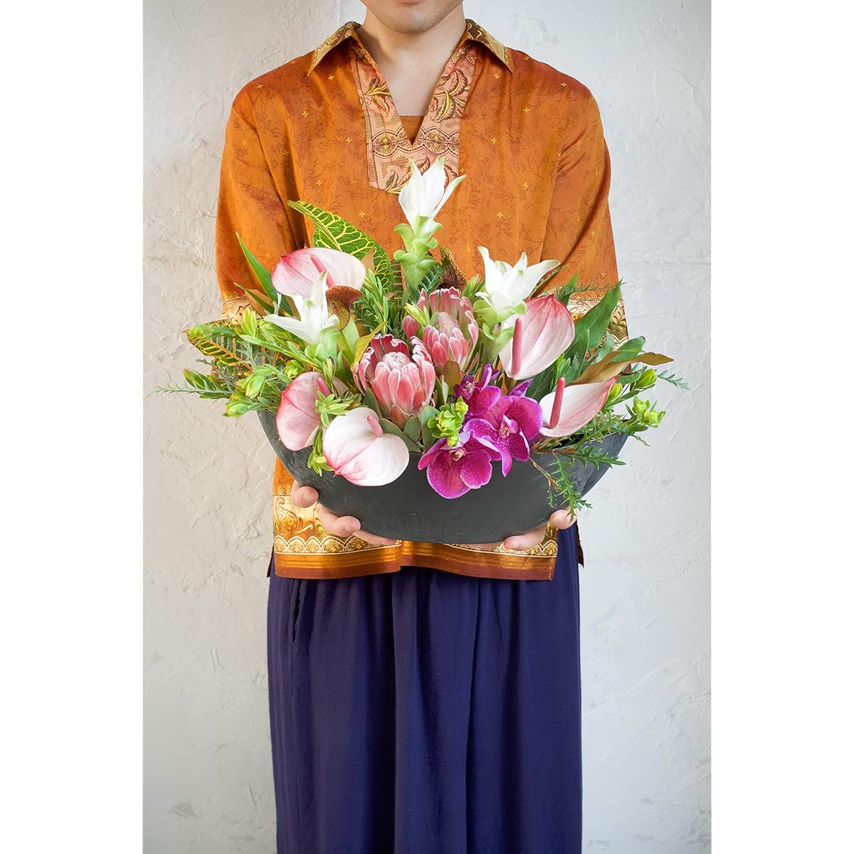 HitoHana Tropical Arrangement Mix M