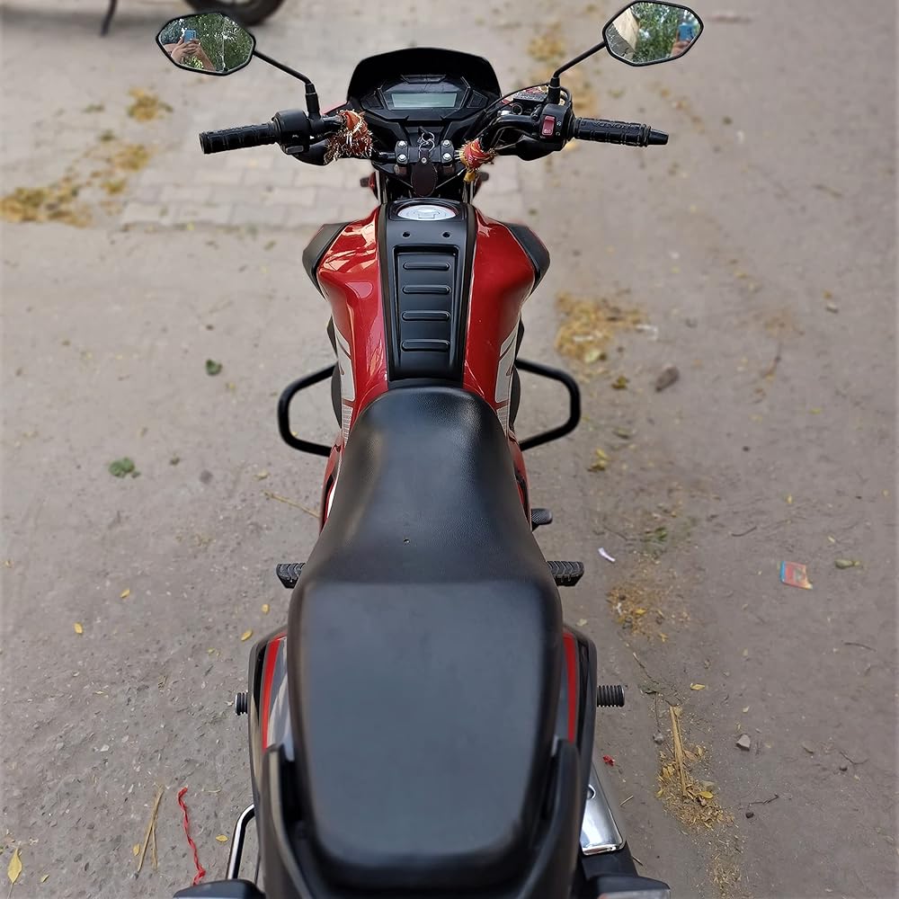 Siga Parts Honda SP125 tank tie (large, matte black)