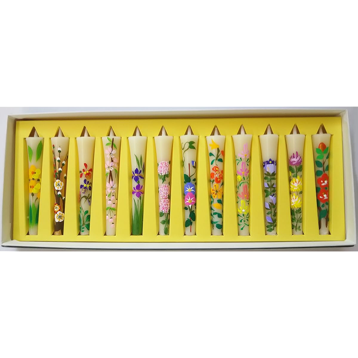 (Packaged item with gift certificate) Awaji Baikundo's hand-painted picture candles, set of 12, seasonal flowers, hand-painted flowers, flower candles, Japanese candles, picture candles, 12 months Offering #3064