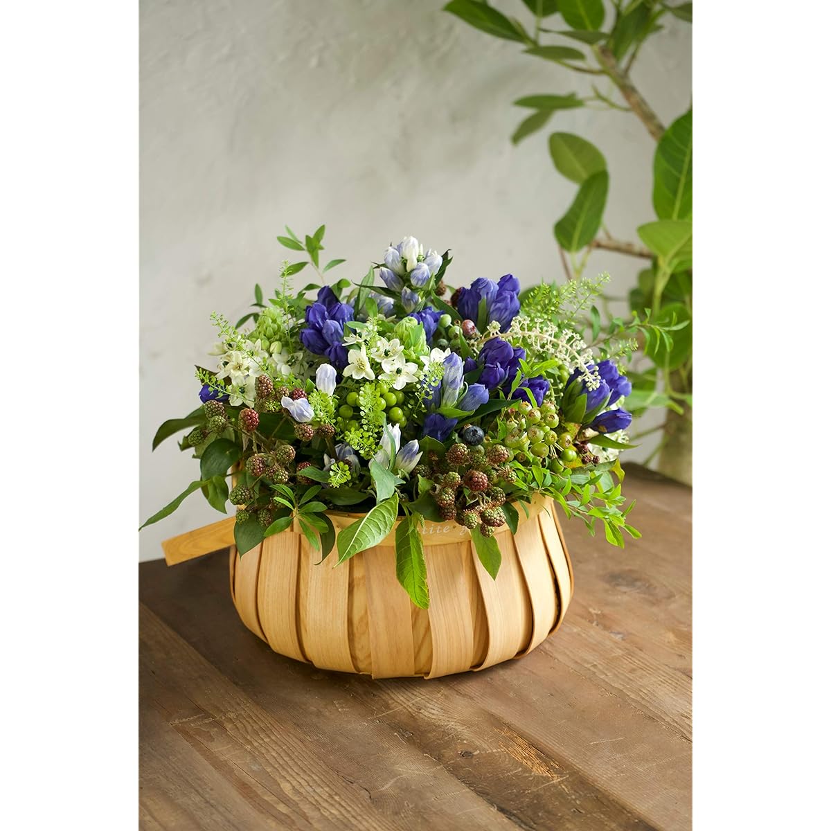 HitoHana Gentian Arrangement Blue M