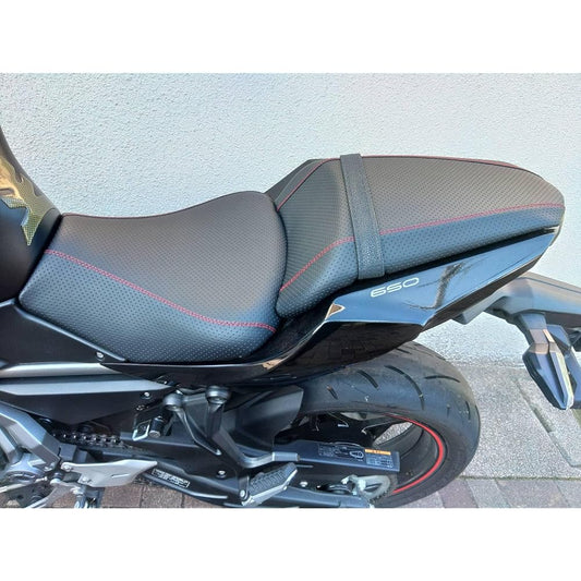 ■Ninja 650 (17-) Z650/ABS (17-) Domestic product Thick embossed fabric (green stitch) Custom seat cover front and rear set (red stitch)