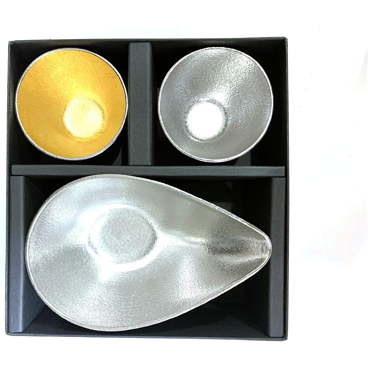 [Wrapped with Nousaku Japanese paper] NOUSAKU Katakuchi medium (1 cup) Guinomi tin/gold set of 2