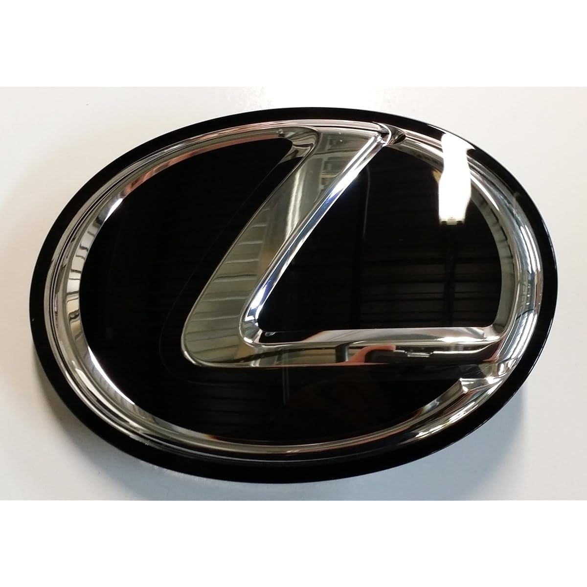 Toyota Genuine Parts 90975-02125 Lexus "L" Front Emblem