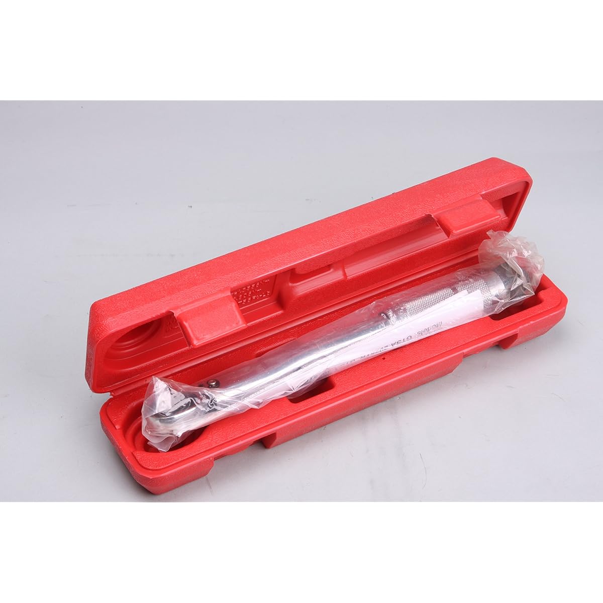 Suekage Tools Preset Torque Wrench Pro-Auto TR308-525 Total Length: 275 x Drive Angle: 9.5mm Comes in Blow Case