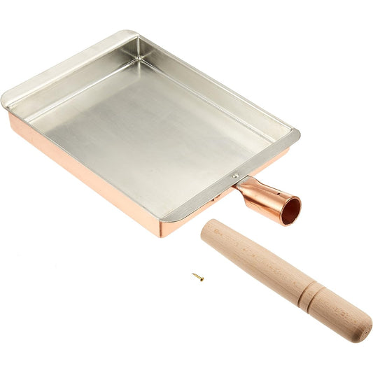 Endo Shoji TKG Egg frying frying pan 18cm Copper heat conduction heats eggs evenly and makes them fluffy and delicious For use with gas fires Width x depth x depth (inner dimensions mm) 180 x 225 x 30 rectangular Weight (kg) 0.95 Wooden handle prevents i