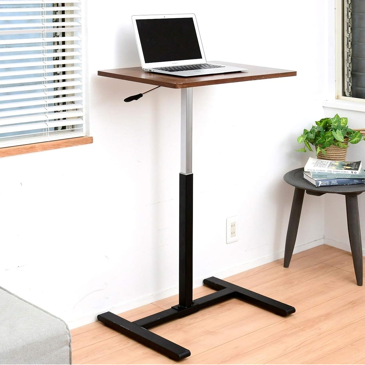[Yamazen] Elevating Desk, Smooth and Easy Elevating, Width 60 (Depth 45 x Height 67-102 cm), Gas Pressure, Stepless Elevating, Standing Desk, PC Desk, Assembly Product, Walnut KUP-6045 (WL/BK), Telework