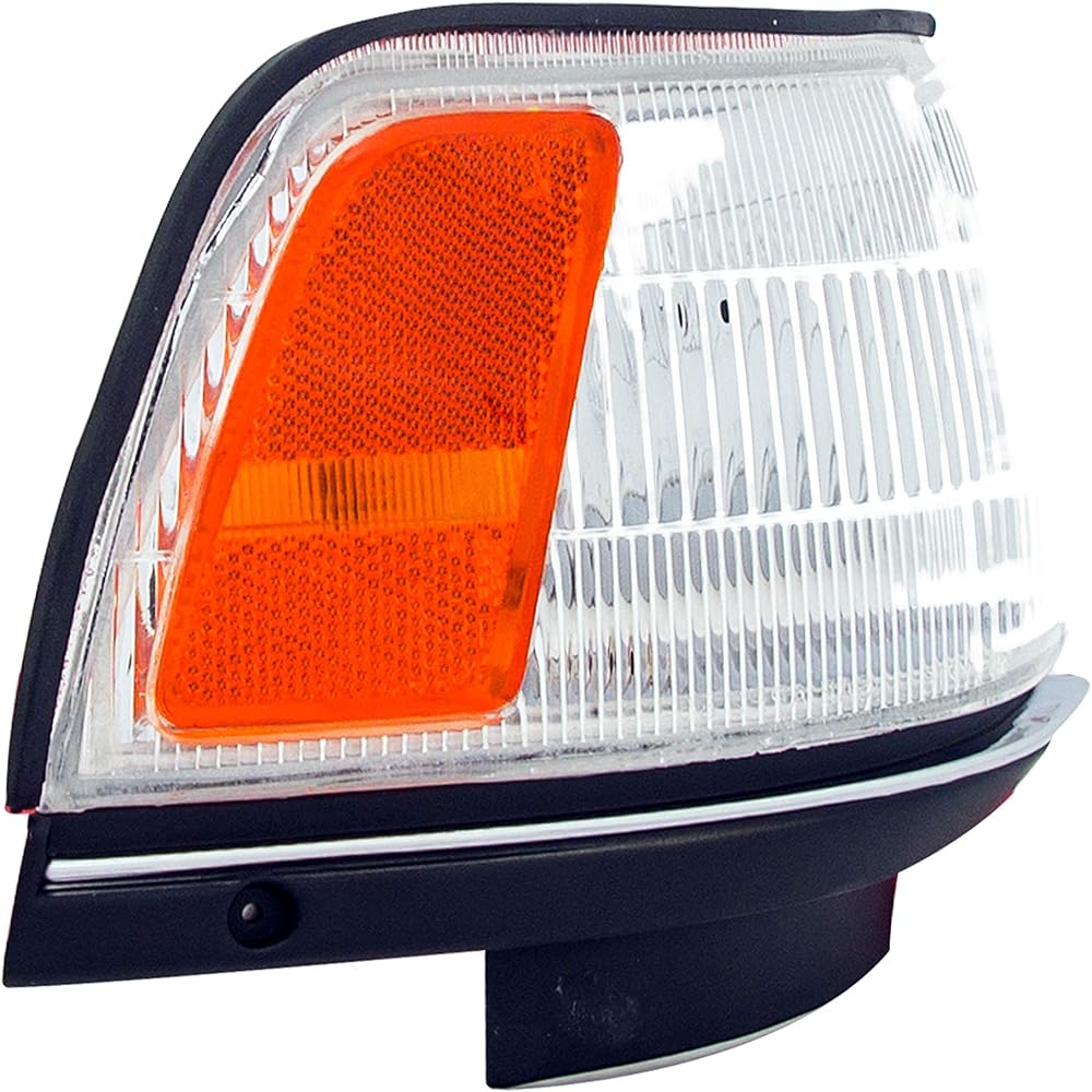 Dorman 1630607 Toyota Camry Front Passenger Side Parking / Turn Signal Light Assembly