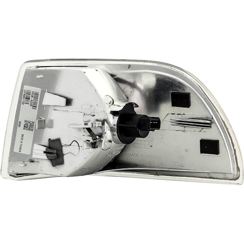 Dorman 1631317 Volvo V70 Front Passenger Side Parking / Turn Signal Light Assembly