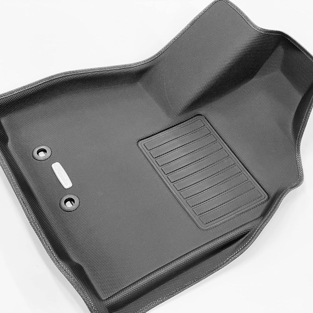 Clazzio Floor Mat 3D Type 1st Row Only Esquire Gasoline Car H29/7~ Car with Independent Center Console Box Standard Equipment NEW Rubber Type Black ET-1571 [5EETA1571K]