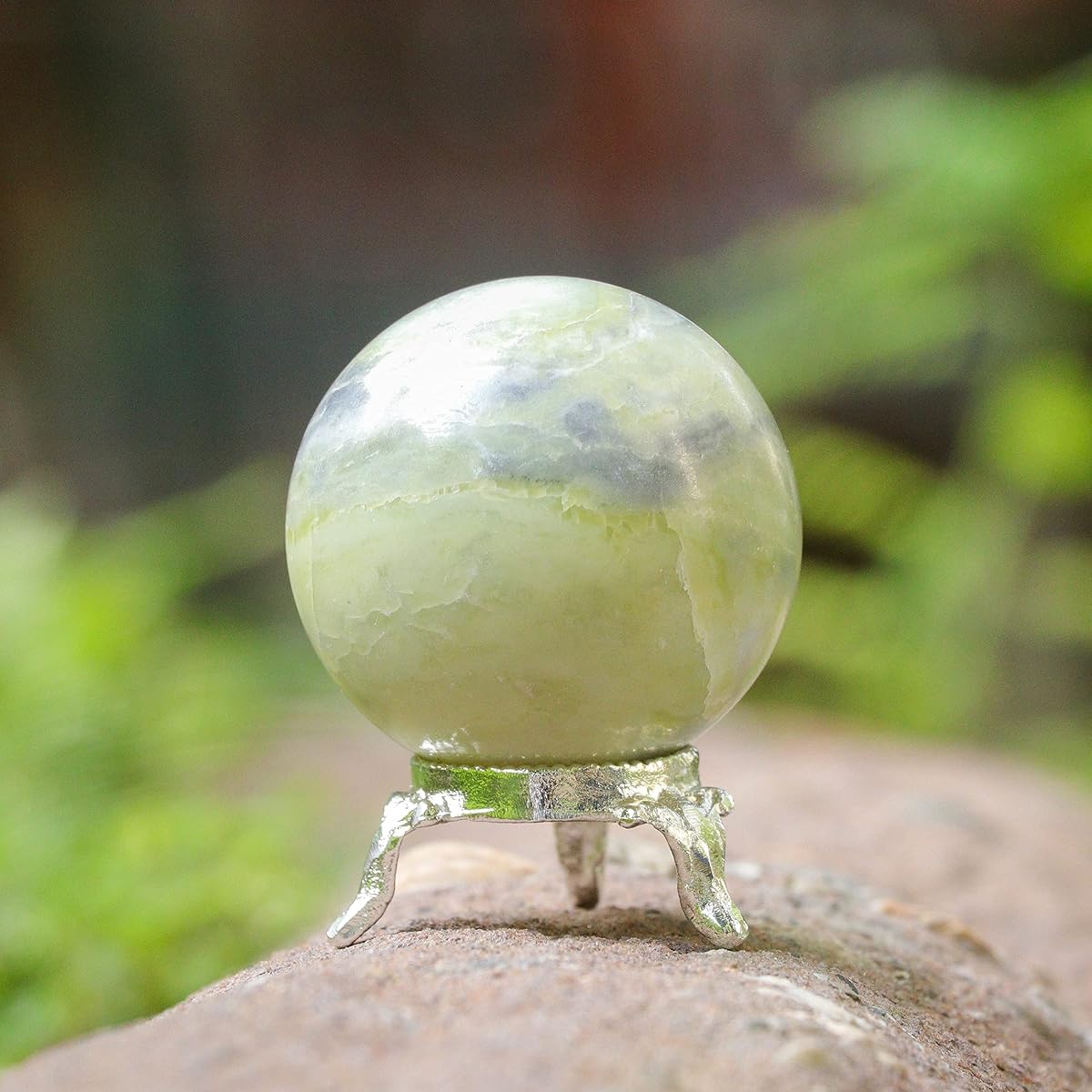 Crocon Serpentine Crystal Sphere and Metal Stand Gemstone Sphere Healing Ball Sculpture Feng Shui Fortune Telling Figurine Home Decor Size: 45-55 mm
