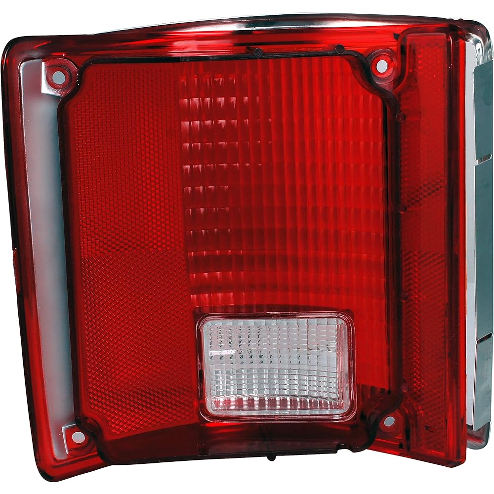 Doman 1610089 Chevrolet/ GMC passenger seat tail light lens